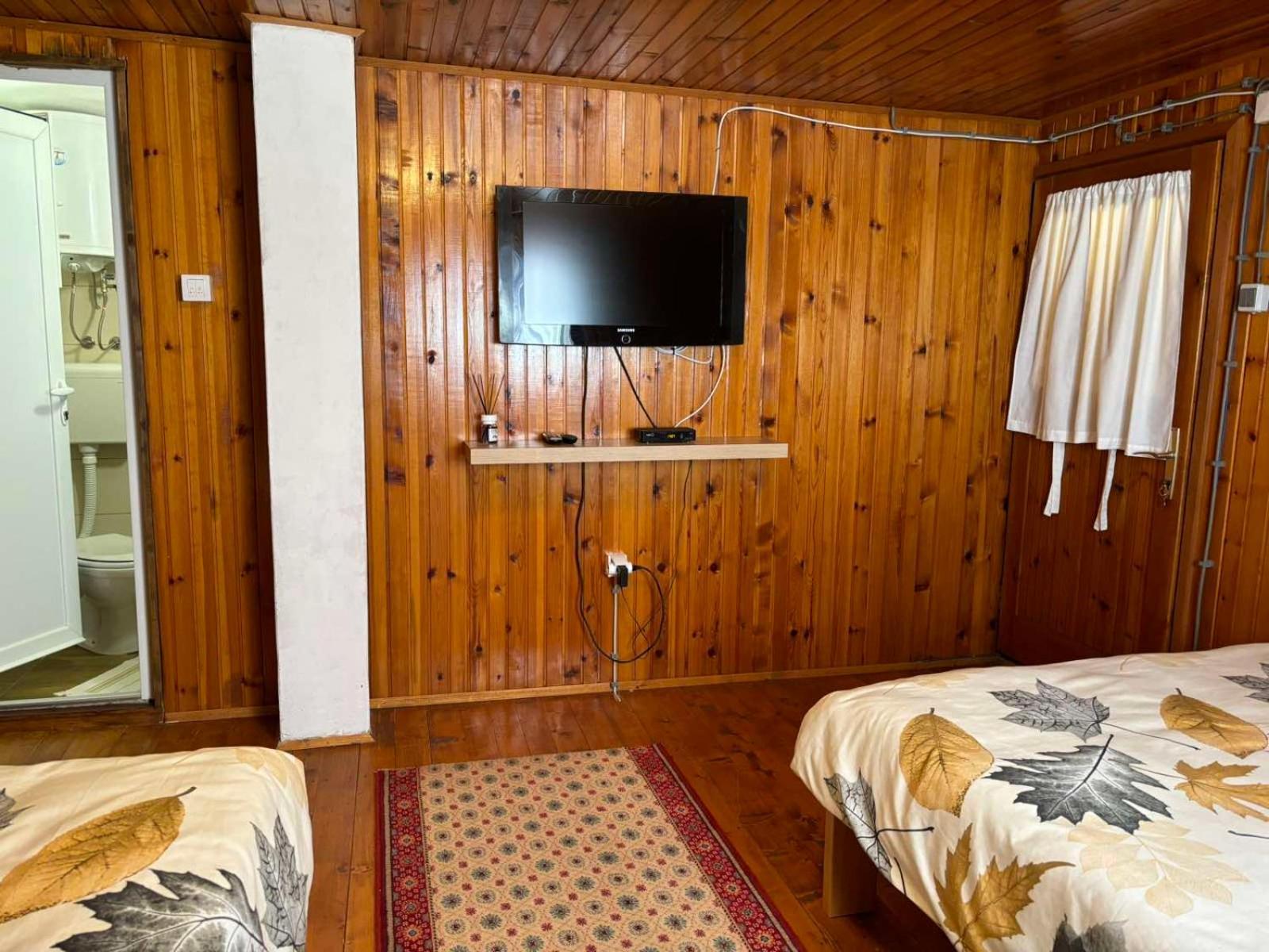 Ljubav Stara Zaovine Hotel Lazici Exterior foto